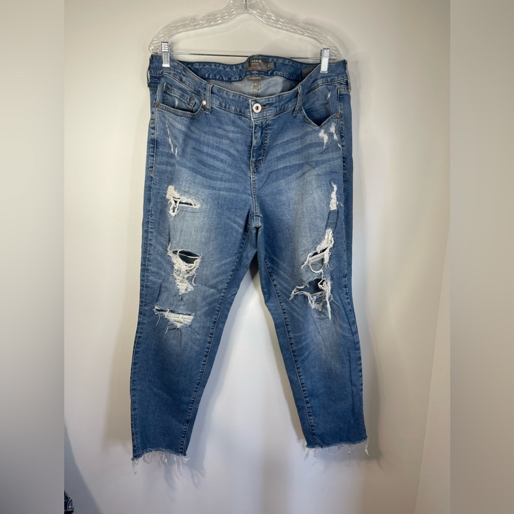 Torrid Boyfriend Straight‎ Stretch Cropped jean